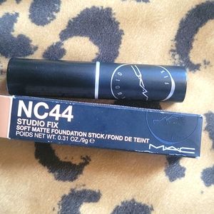 MAC cosmetics  NC44 Studio Fix  Foundation Stick